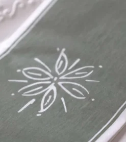 Chic Antique Grøn serviet med blomst* Bolig