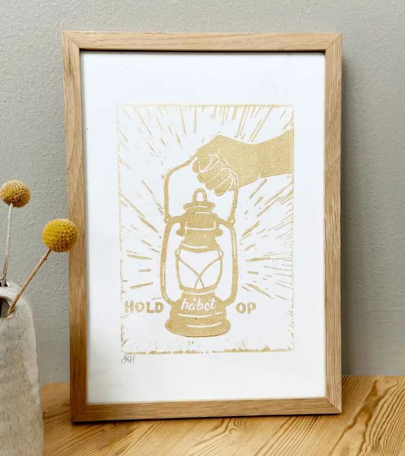 Inge Marie Kirketerp Hansen Linoleumstryk: Hold håbet op, A4 Plakat, Guld* Kondolencehilsen|Sorg-bearbejdning