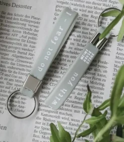 MeAndMyHouse Nøglering gråblå: Do not fear – I am with you* Konfirmationshilsner|Kirker Og Foreninger