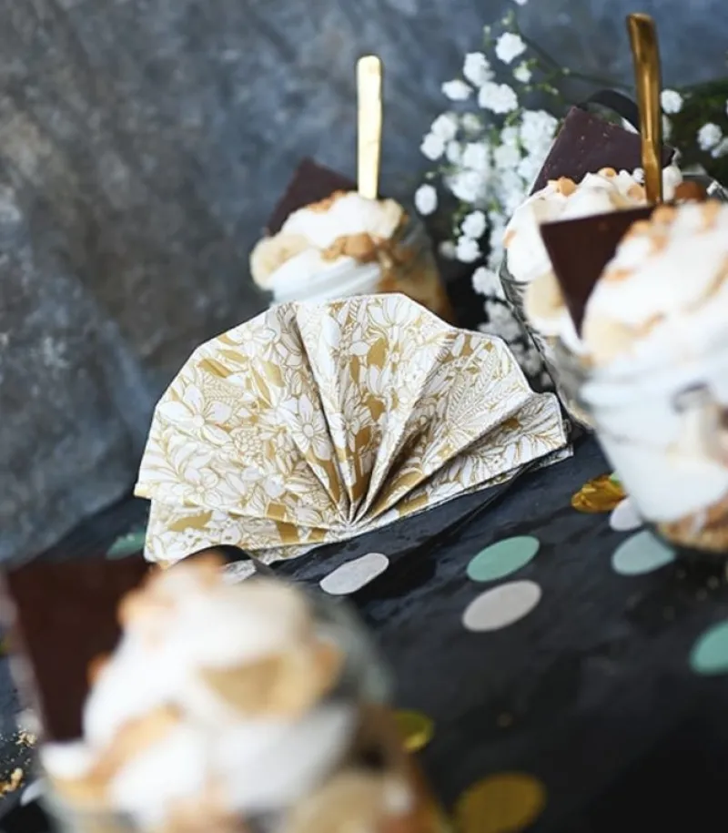 MeAndMyHouse Servietter med guldtryk: Love & Hope* Servietter Og Pynt|Papirvarer