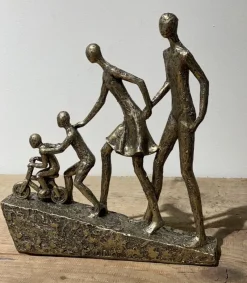 La Vida Skulptur Familie med to børn på bakke* Gave-ideer|Mors Dag