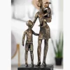 Gilde Skulptur: Mor med søn og datter, 26 cm* Gave-ideer|Mors Dag